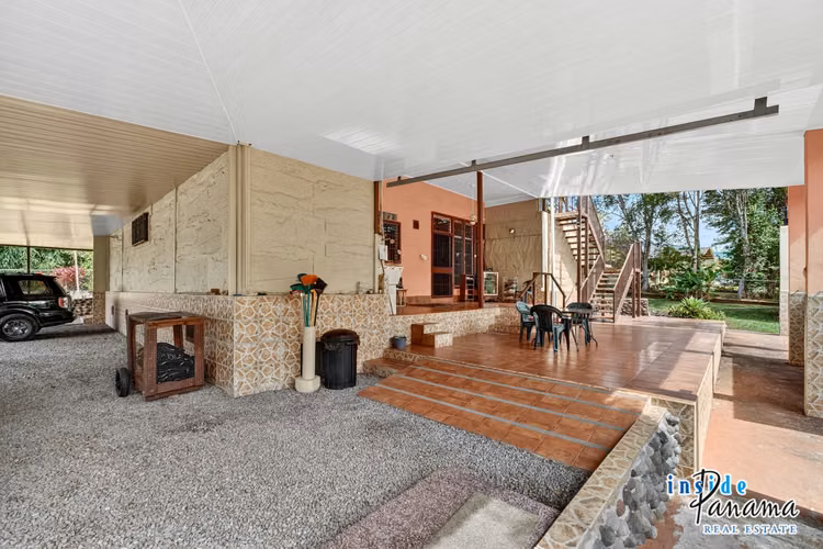 Casa de 3 Recámaras 3.5 Baños con Taller Independiente en Potrerillos Panamá
