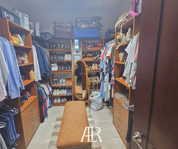Alquilo  apartamento con vista al mar en Punta Pacifica