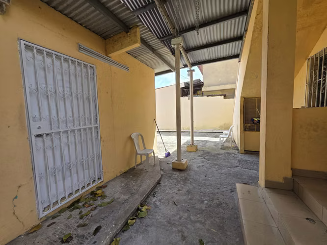 Casa en venta en Parque Lefevre | Propiedad de inversión con ingresos