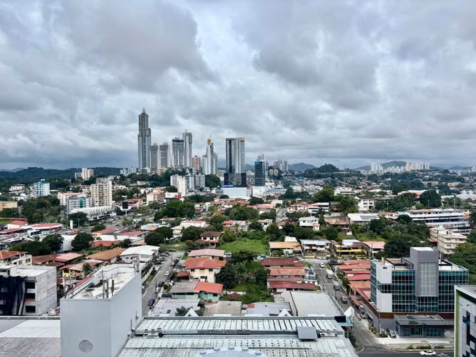 Se Vende apartamento en PH El Mare, Edison Park