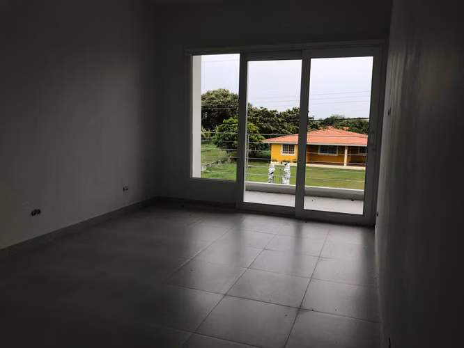 Casa con 500 m² de terreno, 3 recámaras en alquiler en Nueva Gorgona