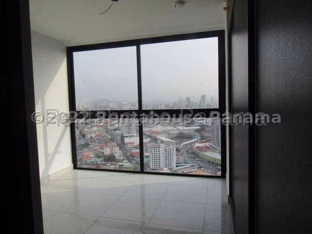 Se Vende Apartamento en El Carmen LA25-7421