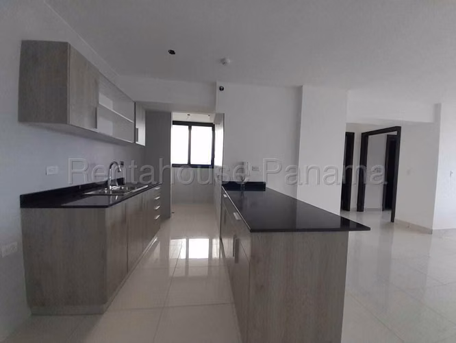 Se Vende Apartamento en El Carmen LA25-7421