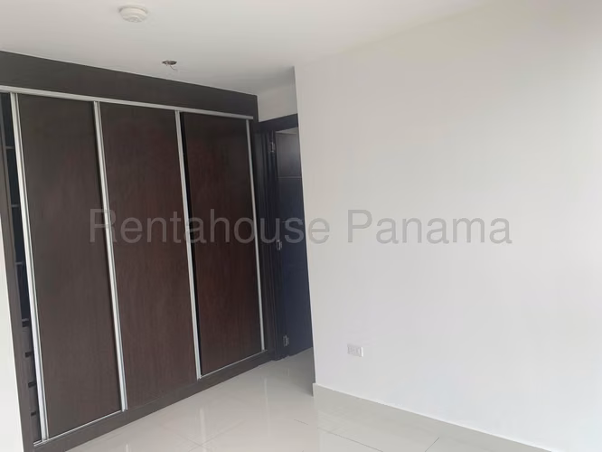 Se Vende Apartamento en El Carmen LA26-6289