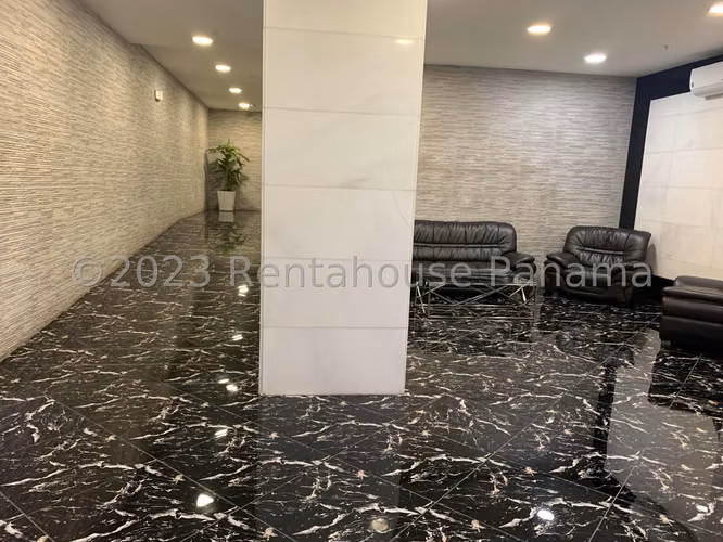 Se Vende Apartamento en El Cangrejo LA25-5859