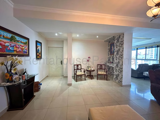 Se Vende Apartamento en San Francisco YDU