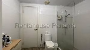 Venta de Apartamento con 97m2 en San Francisco PH Quartier  26-6797SR