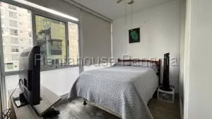 Venta de Apartamento con 97m2 en San Francisco PH Quartier  26-6797SR