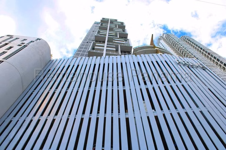Se Vende Apartamento en San Francisco YDU