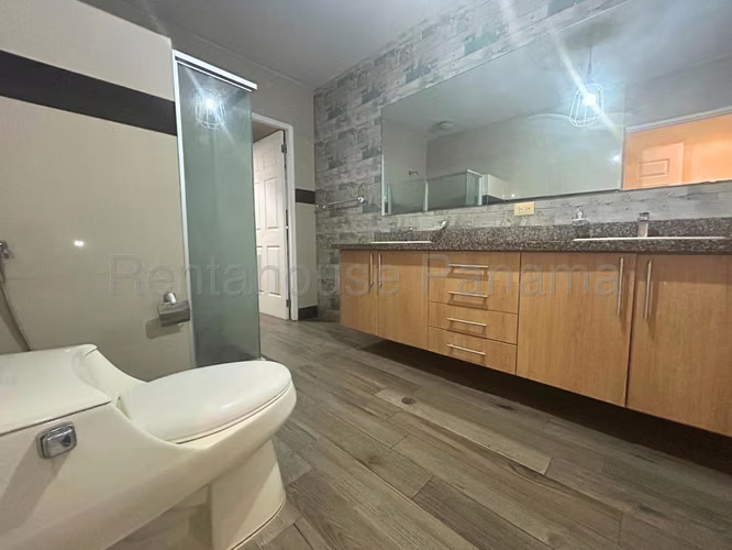 Se Vende Apartamento en San Francisco YDU