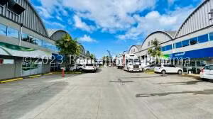 Venta de Galera con 700m2 en Tocumen 26-175SR