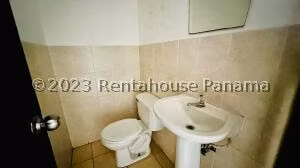 Venta de Galera con 700m2 en Tocumen 26-175SR