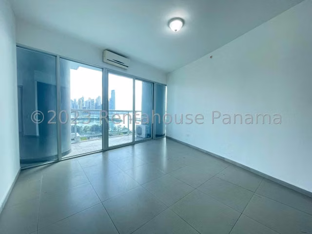 Venta PH Yacht Club JM