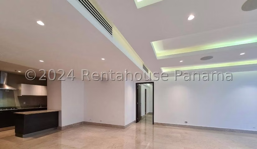 Venta PH Grand Tower JM