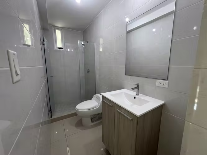 Apartamento en Alquiler – PH Coral Plaza, Vía Ricardo J. Alfaro