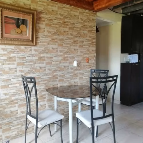 Habitación cerca del metro en los andes 2