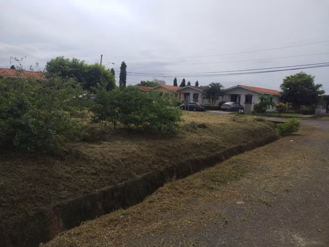 Venta de terreno 750 mts en Monagrillo – Chitre Ideal para minisúper
