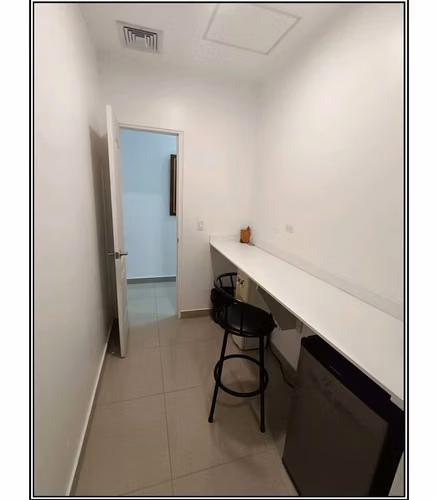 SE VENDE OFICINA CORPORATIVA EN EDISON CORPORATE