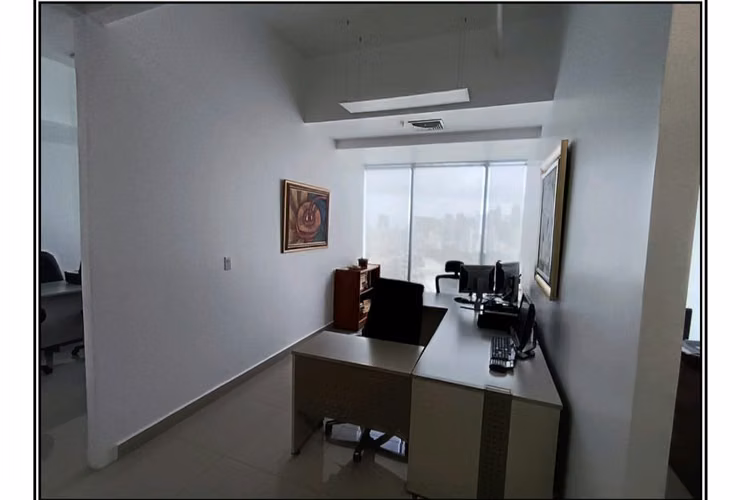 SE VENDE OFICINA CORPORATIVA EN EDISON CORPORATE