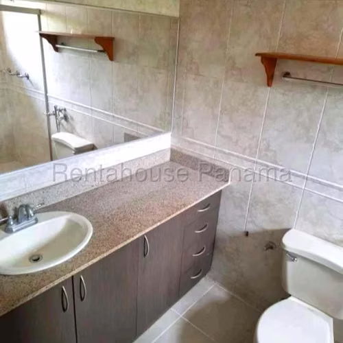 Vendo Casa en Versalles MPM26-2093