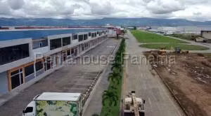 Venta de Local Comercial con 551m2 en Pacora PH Warehouse 26-2173SR