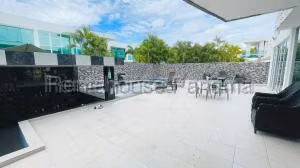 Alquiler de Casa con 554m2 en Costa Sur PH Costa Esmeralda 26-6865SR