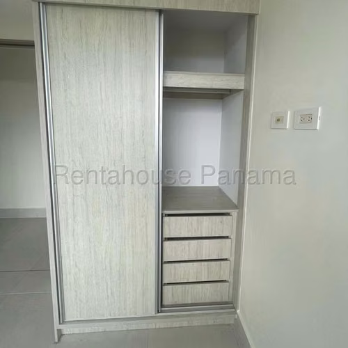 Apartamento en Alquiler en Ricardo J Alfaro  JG
