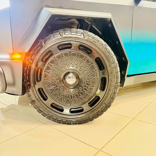 Tesla Cybertruck Cyberbeast Foundation Series 2024