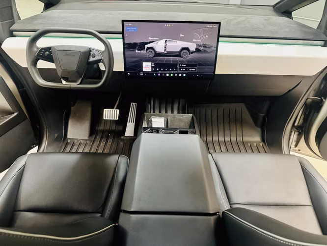 Tesla Cybertruck Cyberbeast Foundation Series 2024