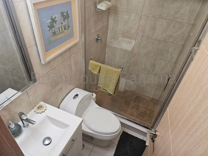 Venta de apartamento de 86m² cerca al Parque Omar en San Francisco 26JSS6915
