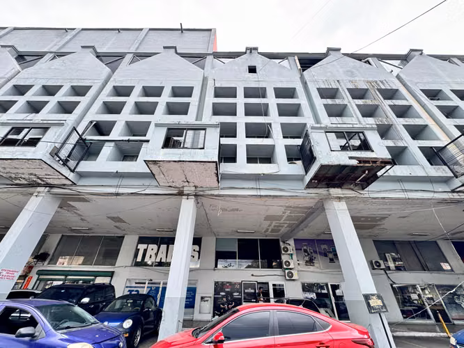 VENTA LOCAL VIA TRANSISTMICA PLAZA AGORA 1,412.74M2 SALAS DE CINE CV