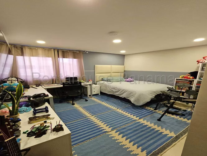 Venta de casa de 3 niveles 185m² en Costa Sur 26JSS5342