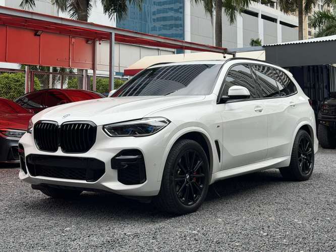 BMW X5 XDRIVE40I M PACKAGE