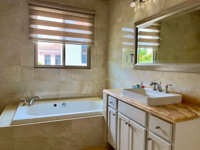 Venta de Casa en Santa María, Fairway Estates, 1,450m² de terreno y 850m² de construcción