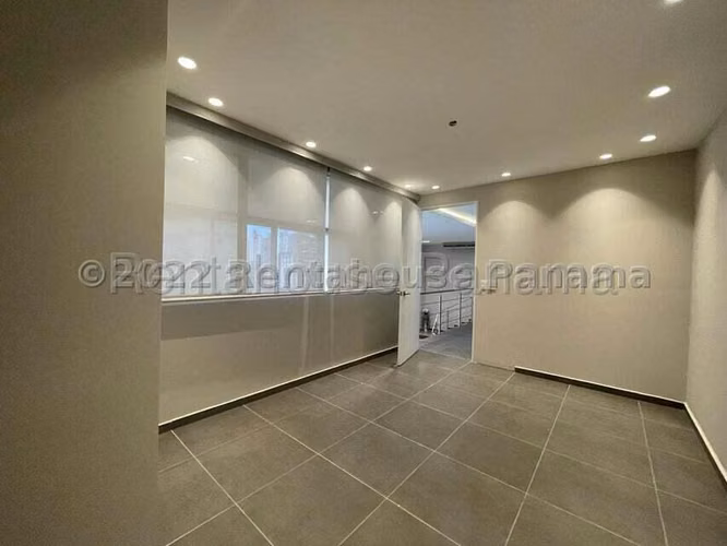 Venta de hermoso Loft de 213.13m² en El Cangrejo 26JSS3240