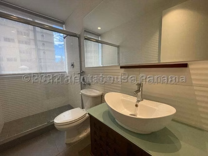 Venta de hermoso Loft de 213.13m² en El Cangrejo 26JSS3240