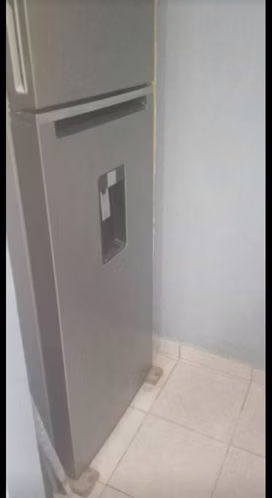 Torres de Milán Frente a la UTP para Varones habitaciones compartidas.