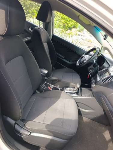 KIA RIO 2019 NEGOCIABLE