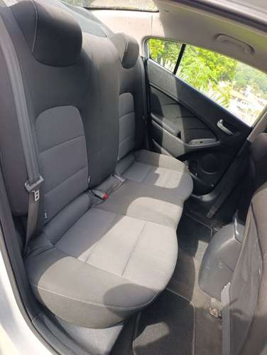KIA RIO 2019 NEGOCIABLE