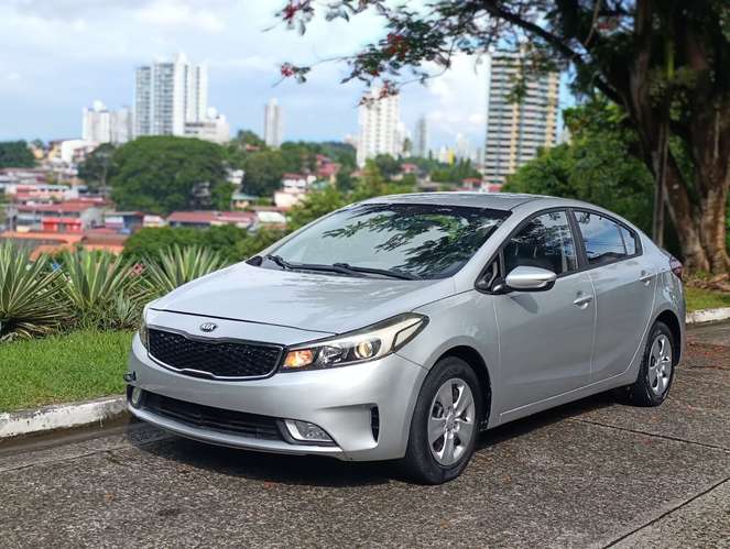 KIA RIO 2019 NEGOCIABLE
