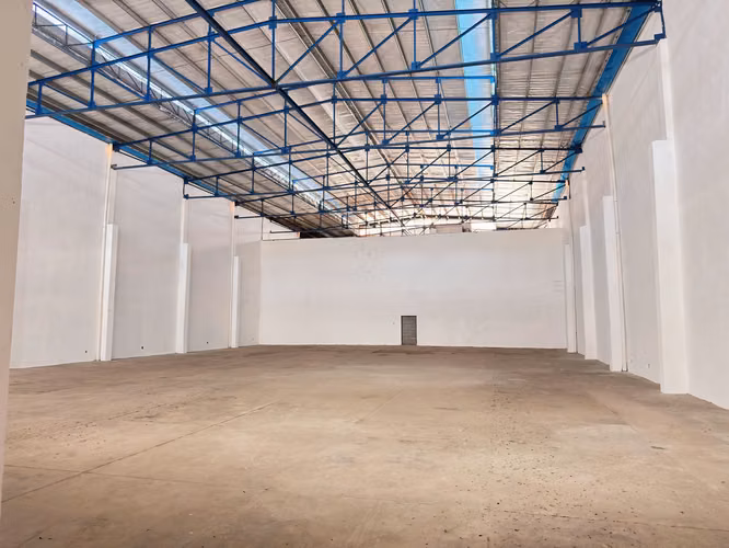 VENTA PROPIEDAD COMERCIAL CON GALERA EN VÍA PRINCIPAL JUAN DÍAZ (11)