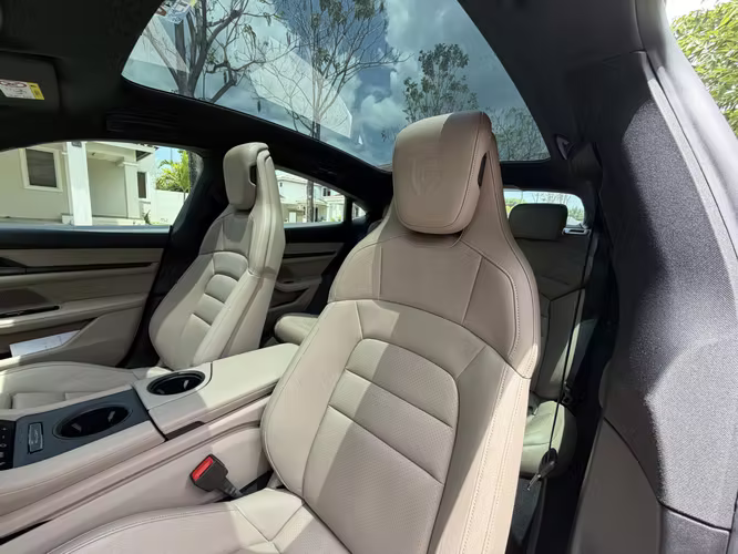 Porsche Taycan 2024