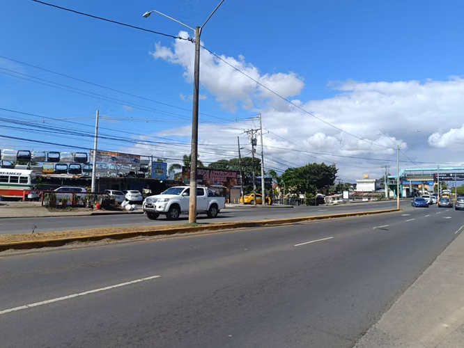 Vendo Lote  Comercial en Esquina en La Chorrera
