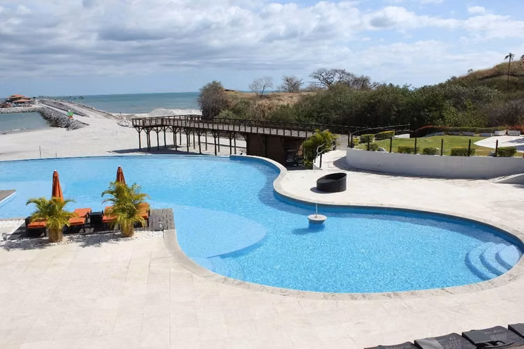Exclusivo Terreno en Vista Mar - Vista al Mar y Cancha de Golf - Imagen 9