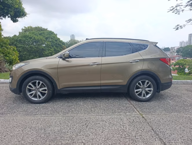 HYUNDAI SANTA FE 2013 FULL NEGOCIABLE - Imagen 3