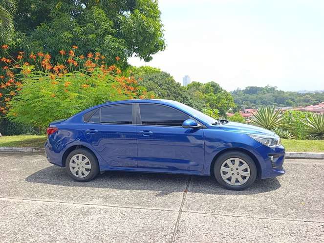 KIA RIO 2022 NEGOCIABLE  - Imagen 5