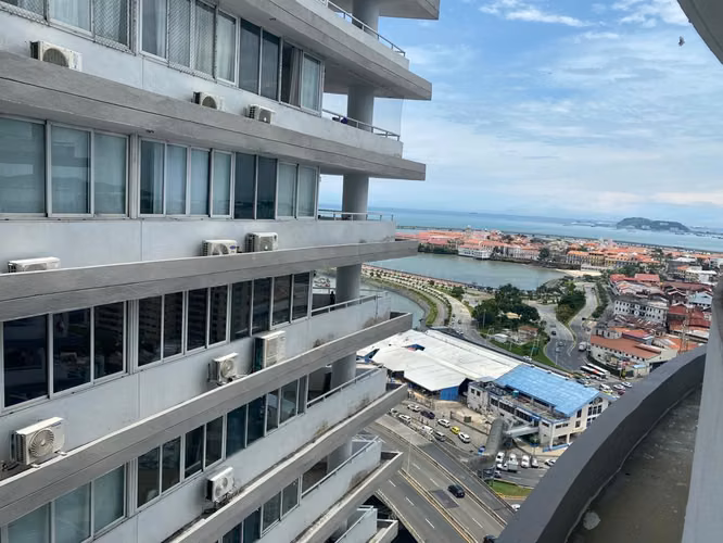 VENDO OPORTUNIDAD APTO 2REC 2 BAÑOS VISTA AL MAR AV BALBOA - Imagen 10