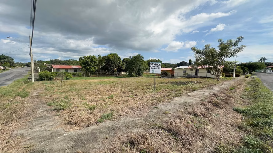 Lote en Villa Cumbrera, Penonomé – Zonificación C2