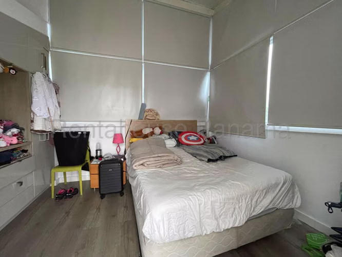 VENTA DE CASA EN ALTOS DEL GOLF DCD26-2404