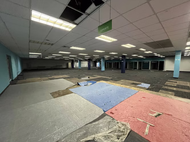 EN ALQUILER , SE ALQUILA LOCAL COMERCIAL, OFICINA EN LLANO BONITO CERCA AL CORREDOR SUR